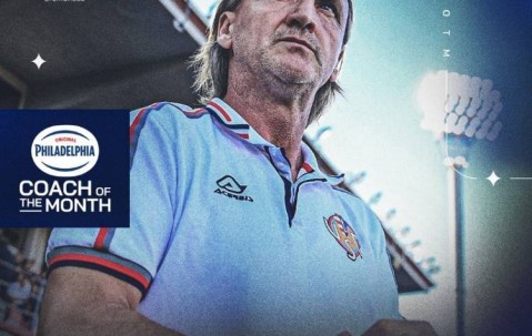 两战两胜！官方：克雷莫内塞主帅大卫-尼科拉当选意甲8月最佳教练