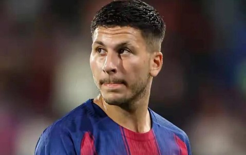 巴萨注册危机进入倒计时！新援巴德吉恐无缘西甲