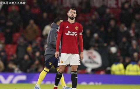 阿莫林再遇关键抉择：拿B费当核心，曼联真的选对了吗？