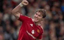 米兰锋线补强受关注，星空意甲体育聚焦霍伊伦成首要目标