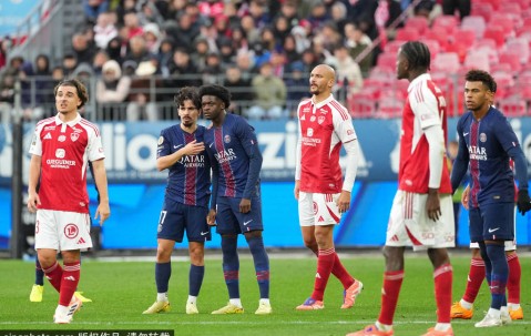 法甲-阿什拉夫梅开二度李刚仁送点 巴黎3-0布雷斯特