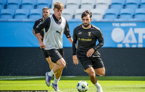 曼联新援塞斯科首训：霍伊伦德缺席引发热议