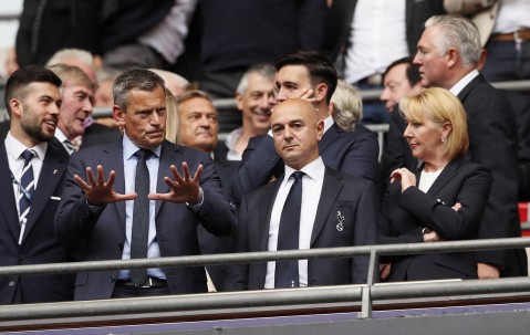 电讯报：刘易斯家族将现场看西汉姆vs热刺 新管理层剑指重大奖杯