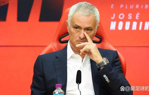 穆里尼奥回归本菲卡：那些照片和争议背后